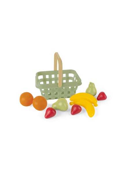 Grøn indkøbskurv med frugt i plastik: bananer, appelsiner, æbler og jordbær