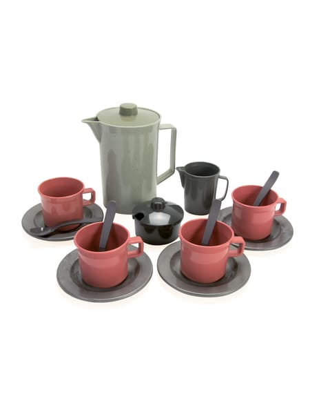 Gråt kaffekande-sæt med fire pink kopper og underkopper, samt sorte skeer