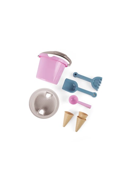 Lyserødt køkkenlegetøj med isvafler, redskaber og bakke i blå og beige nuancer