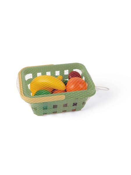 Grøn plastkurv med gule og orange legemadsfrugter.