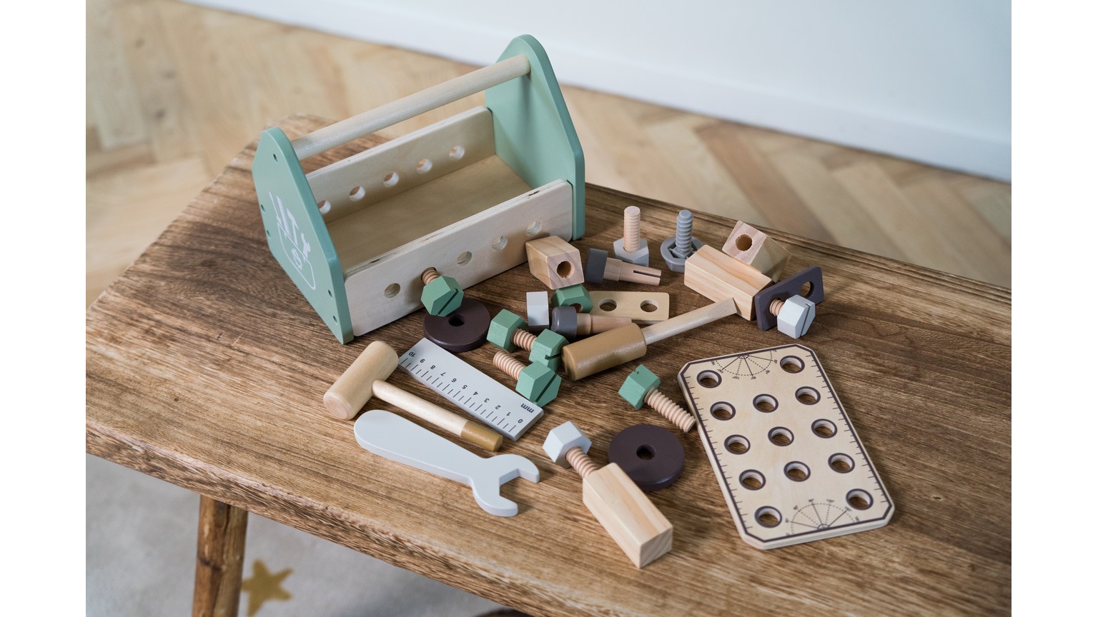 Tool Box Wood In Gift Box 26 Parts