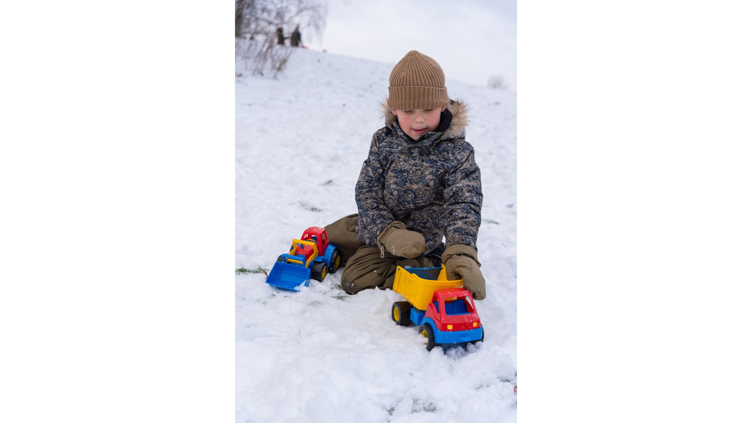 Tractor W/Frontl-Plastic Wheels