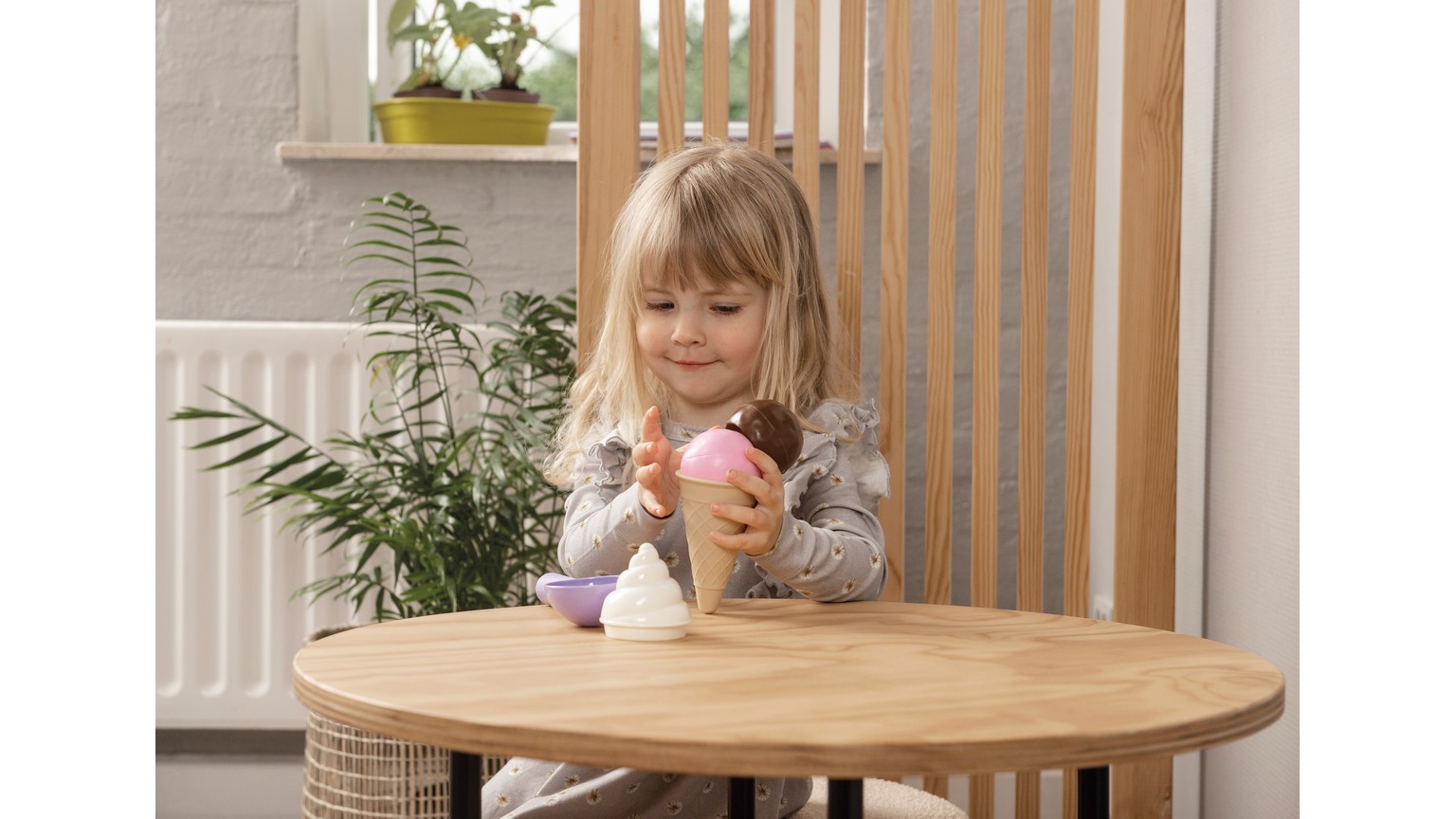 Tb Ice Cream Set In Box